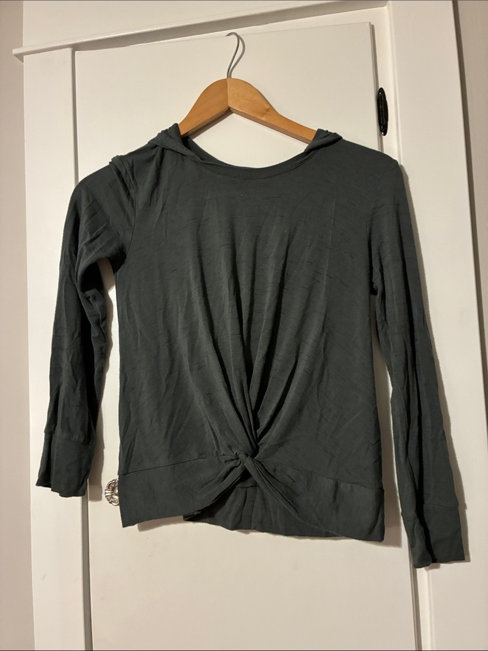 Zella Dark Green Twist-Hem Hooded Long Sleeve Top